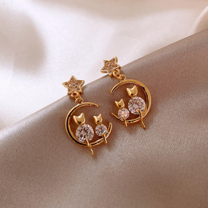 Japanese And Korean Fashion New Moon Tassel Rhinestone Earring Earrings Wild Irregular Imitation Pearl Earring Earrings Wholesale