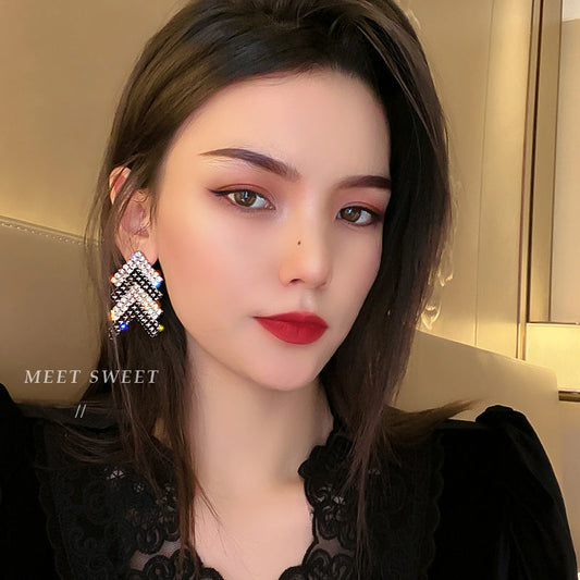 Flash Diamond Exaggerated Large Earrings, High-end Korean Temperament, Atmospheric Fashion, Net Red Earrings, Personalized Design Sense