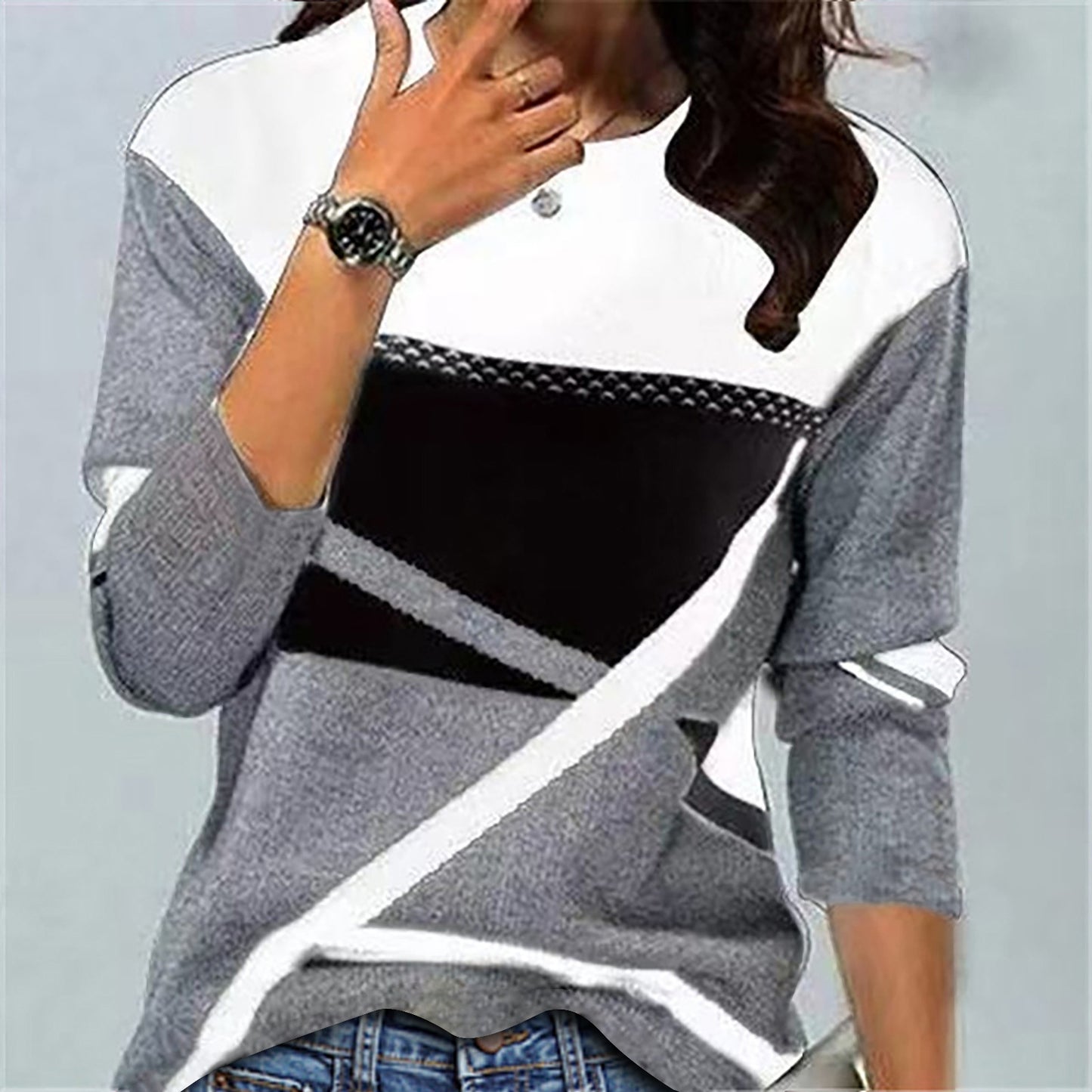 2021 Fashion Geometric Print Color Matching Cashmere Brushed Round Neck Long-sleeved Sweater Women