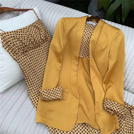 Large Size Women's Clothing 200 Jin Fat Sister Autumn Suit Female Temperament Small Suit Jacket Suspender Two-piece Set